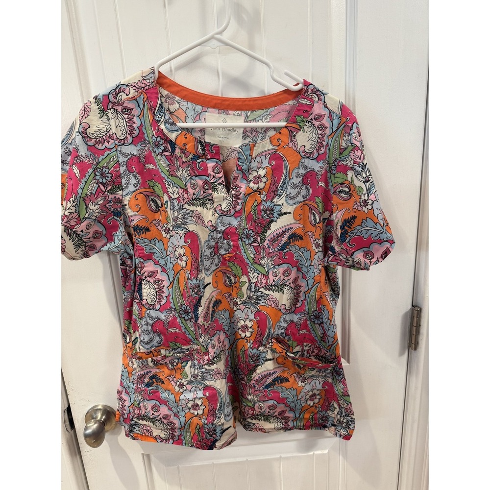 Vera Bradley Women's L Short Sleeve V-Neck Scrub Top Paisley Floral
